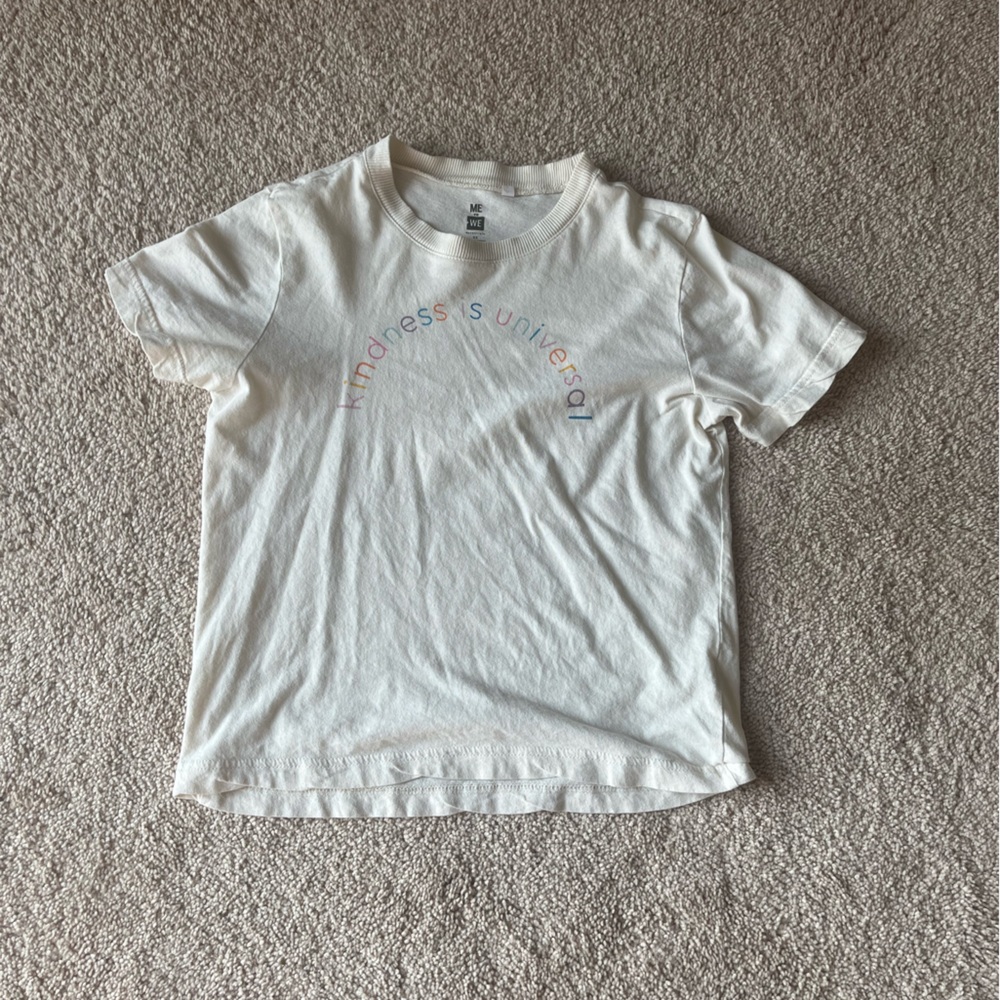 Kindness is Universal - T-Shirt with Multicolor Print